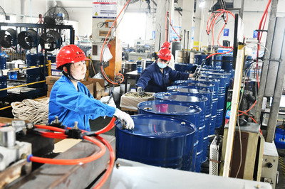 开发新产品 稳中谋发展——化工行业的创新之路